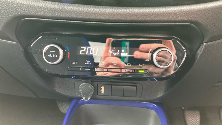 Toyota Aygo X 1.0 VVT-i Edge 5dr Petrol Hatchback